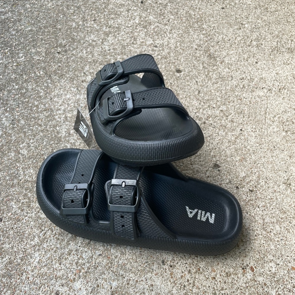 MIA Cushioned Sandals